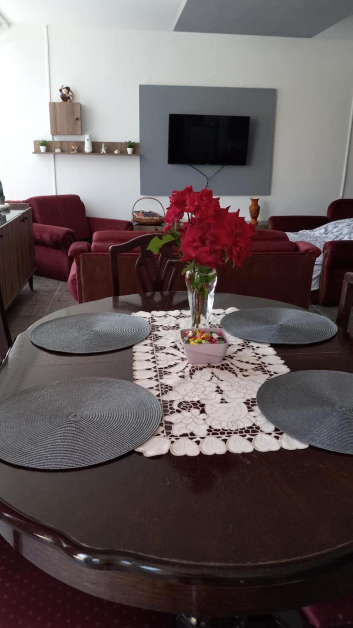 Apartman Sani Доньи-Милановац Экстерьер фото